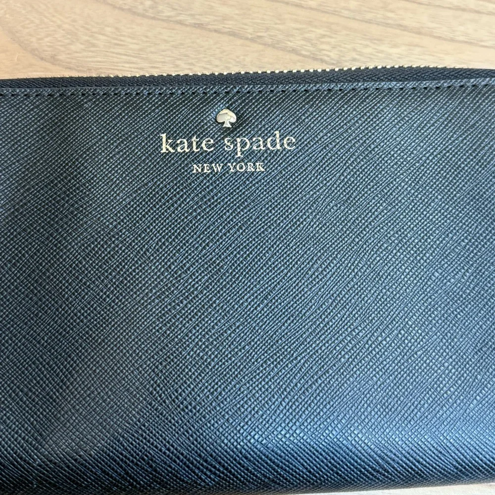 Kate Spade Black Talk is Chic Wristlet Black - Picture 4 of 6